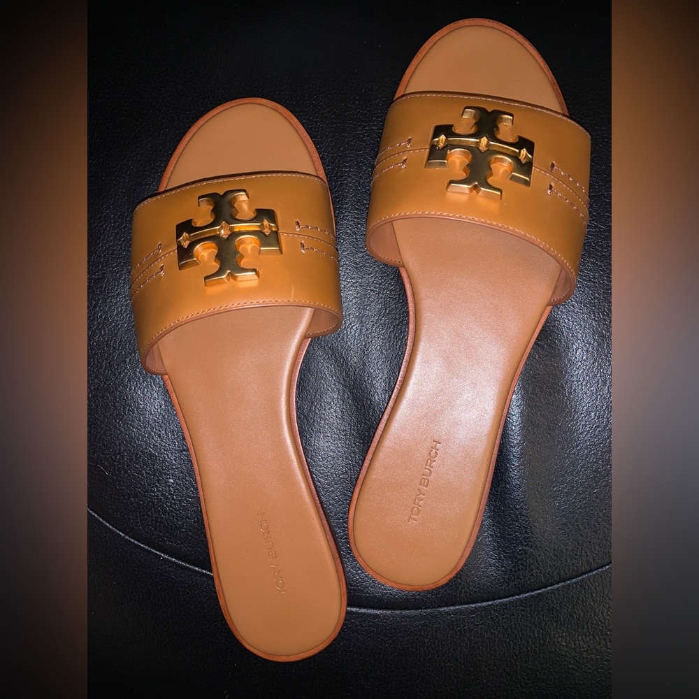 Everly Slides Gem